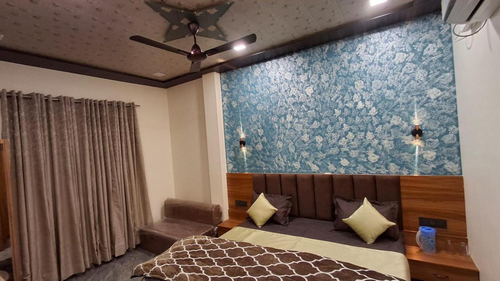 Hotel Shri Harihar Dham Mathura Exteriér fotografie